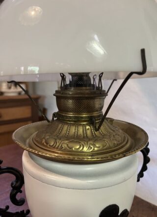 Miller Table Lamp with original font, burner and tripod - Image 4