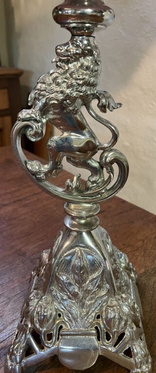 Rampant Lion Base Rd 420211 oil lamp SOLD - Image 5