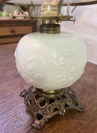 Opal American table oil lamp - Image 2