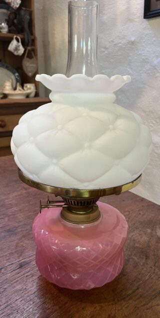 Pink British table oil lamp