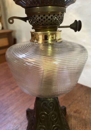 Arts and Craft Base with Beehive font Victorian oil lamp - Image 3