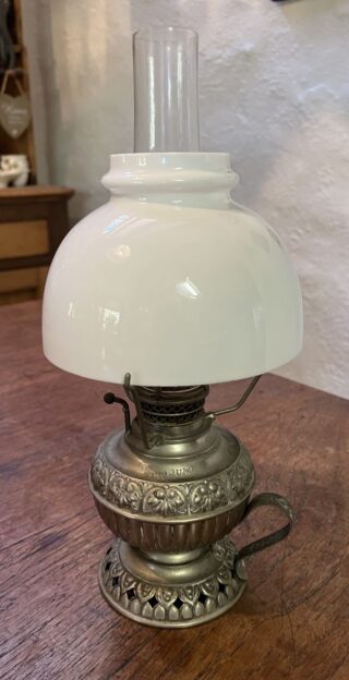 Tiny Juno Finger Lamp