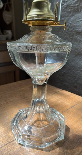 'Tall Harrison' Crown Crystal glass ware oil lamp - Image 2