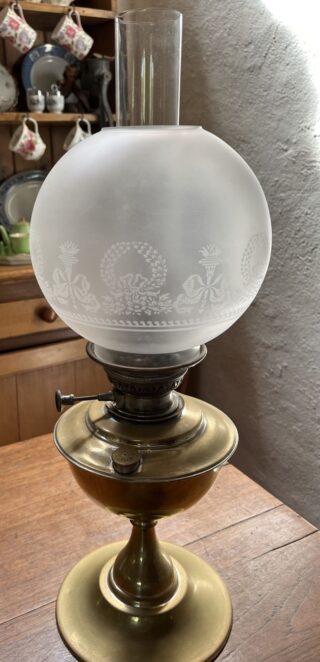 Veritas Central Burner table oil lamp